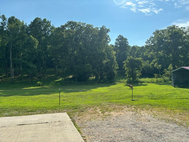 1975 Cherry Grove Road, Somerset, KY 42501