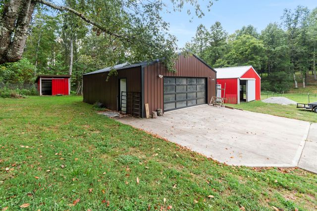 1975 Cherry Grove Road, Somerset, KY 42501