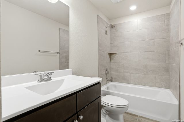 13926 Westbury Falls, San Antonio, TX 78253