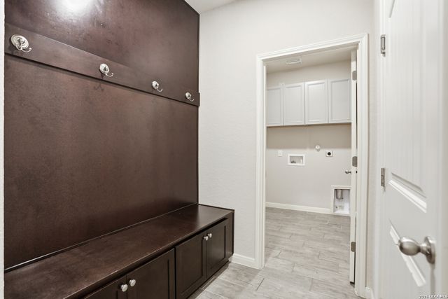 13926 Westbury Falls, San Antonio, TX 78253