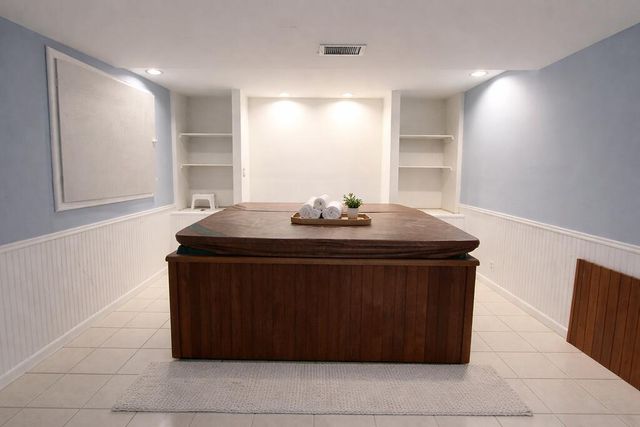 5654 W Vintage Hills Trail, La Porte, IN 46350