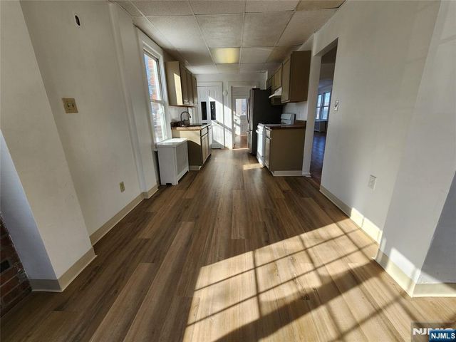 752 Ridge Road, Lyndhurst, NJ 07071