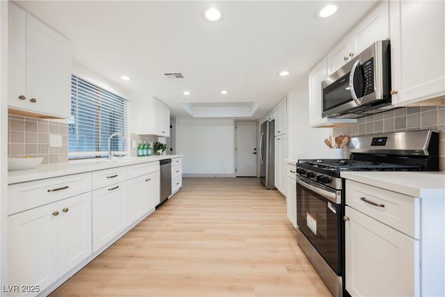 4329 Cartegena Way, Las Vegas, NV 89121