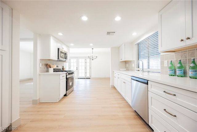 4329 Cartegena Way, Las Vegas, NV 89121