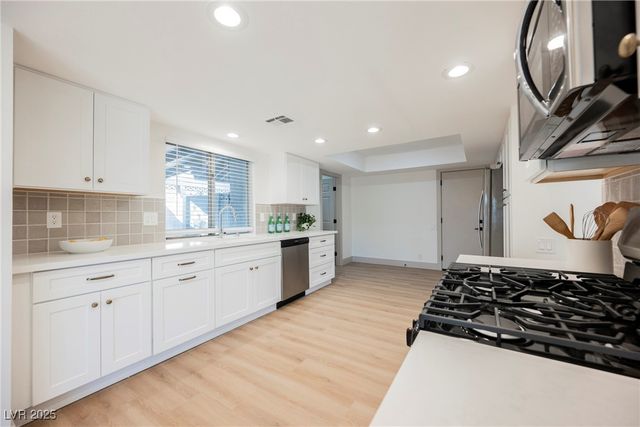 4329 Cartegena Way, Las Vegas, NV 89121