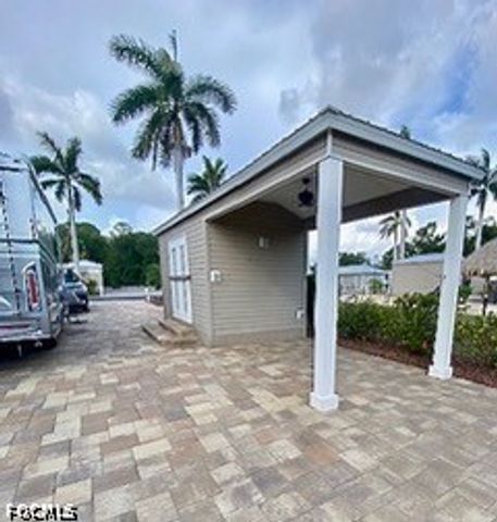 10268 Meadow Beauty TRL, Fort Myers, FL 33905