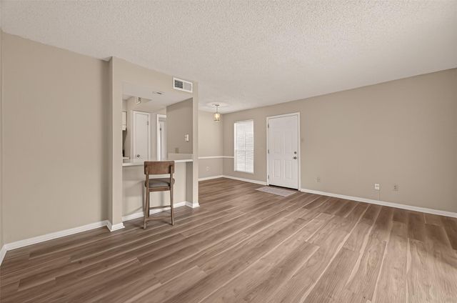 1516 Bay Area Boulevard H10, Houston, TX 77058