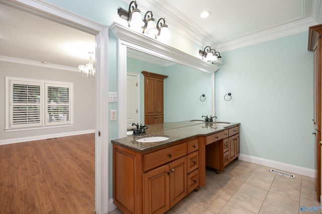 1702 Trey Terrace SE, Huntsville, AL 35802
