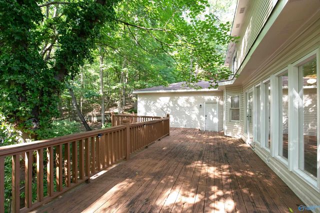 1702 Trey Terrace SE, Huntsville, AL 35802