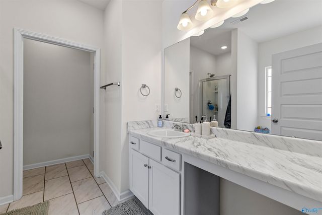 18675 Cottontail Lane, Athens, AL 35611