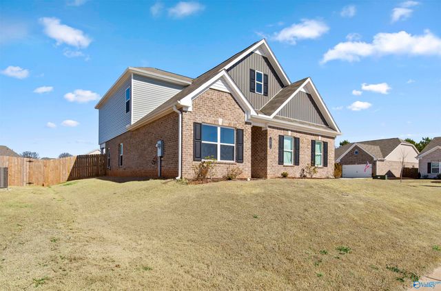 18675 Cottontail Lane, Athens, AL 35611