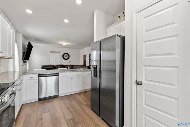 18675 Cottontail Lane, Athens, AL 35611