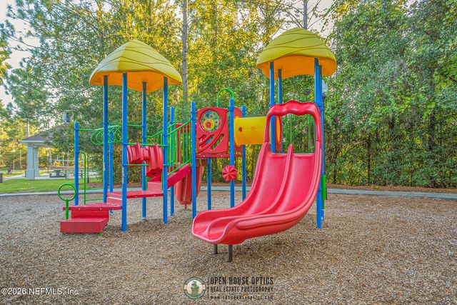 2200 MARSH HAWK Lane 403, Fleming Island, FL 32003