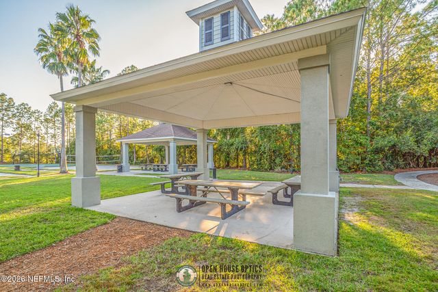 2200 MARSH HAWK Lane 403, Fleming Island, FL 32003