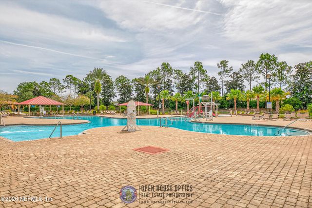 2200 MARSH HAWK Lane 403, Fleming Island, FL 32003