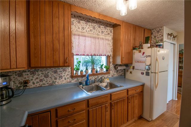 114 Sprucewood Circle, Geneva City, NY 14456