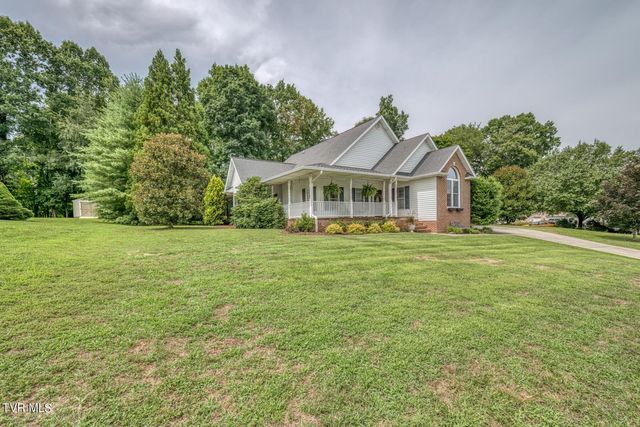 1828 Weaver Branch Rd, Piney Flats, TN 37686