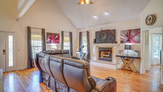 1828 Weaver Branch Rd, Piney Flats, TN 37686