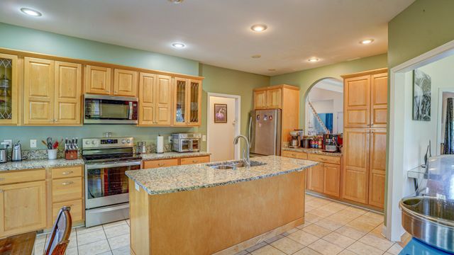1828 Weaver Branch Rd, Piney Flats, TN 37686