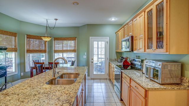 1828 Weaver Branch Rd, Piney Flats, TN 37686