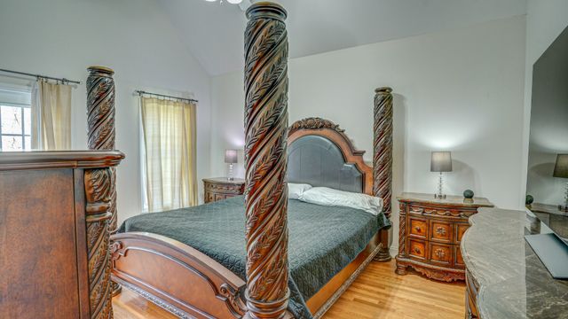 1828 Weaver Branch Rd, Piney Flats, TN 37686
