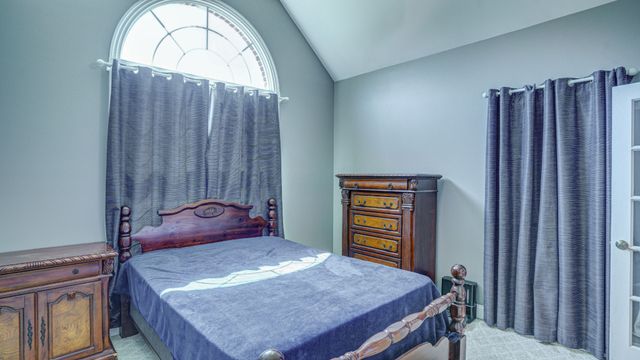 1828 Weaver Branch Rd, Piney Flats, TN 37686
