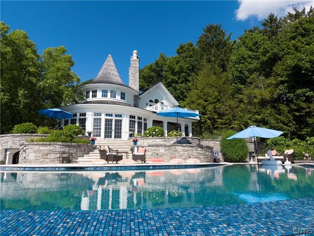 102 East Genesee Street, Skaneateles, NY 13152
