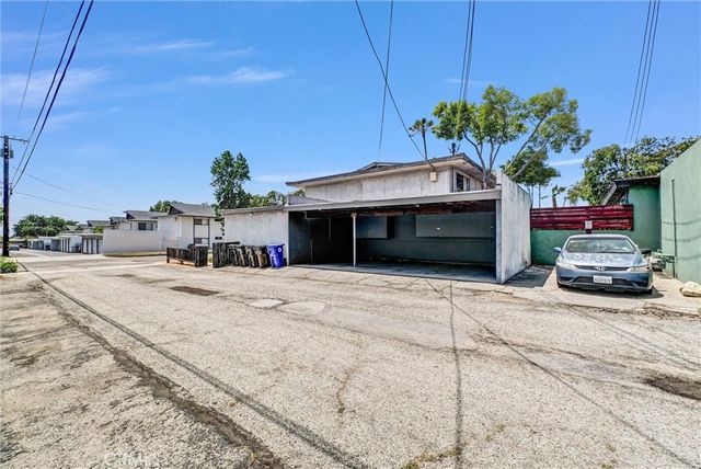 357 Amber Court, Upland, CA 91786