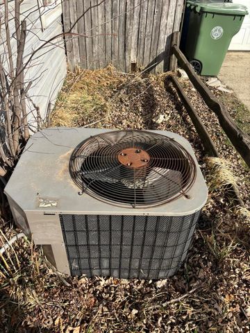 7717 Beech Avenue, Hammond, IN 46324