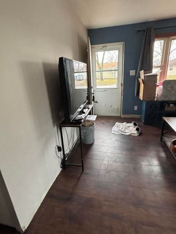 7717 Beech Avenue, Hammond, IN 46324