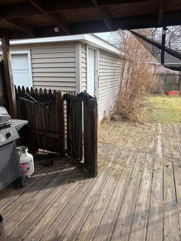 7717 Beech Avenue, Hammond, IN 46324