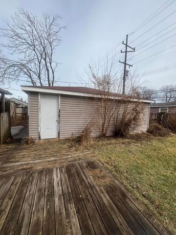 7717 Beech Avenue, Hammond, IN 46324