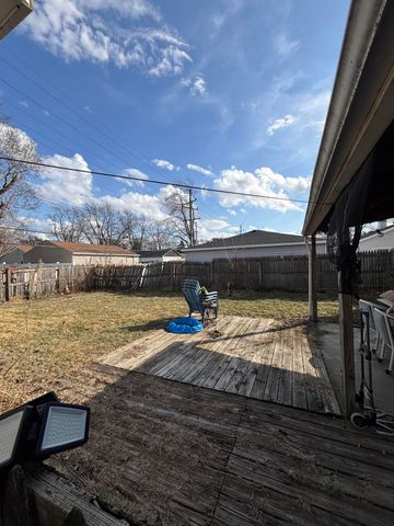 7717 Beech Avenue, Hammond, IN 46324