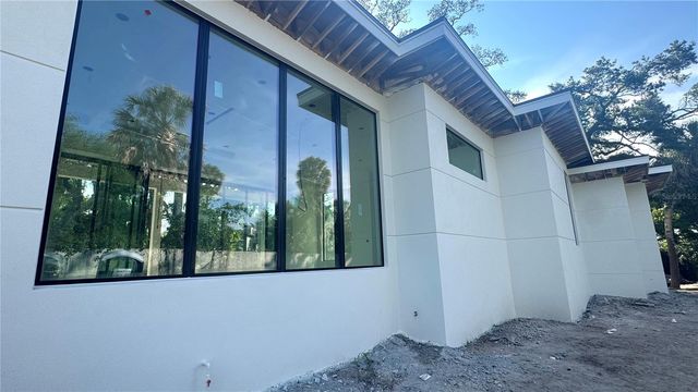 2100 MCCLELLAN PARKWAY, Sarasota, FL 34239