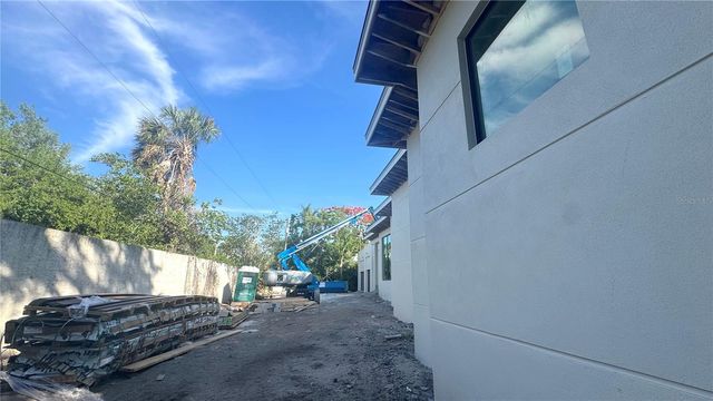2100 MCCLELLAN PARKWAY, Sarasota, FL 34239