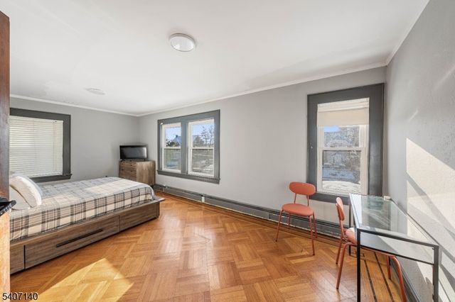 631 Union Ave, Elizabeth City, NJ 07208