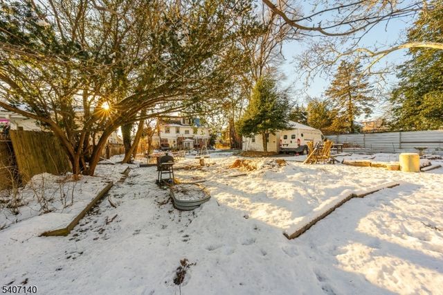 631 Union Ave, Elizabeth City, NJ 07208