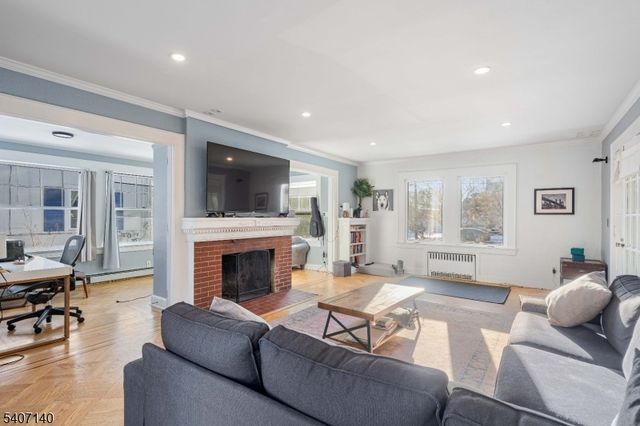 631 Union Ave, Elizabeth City, NJ 07208