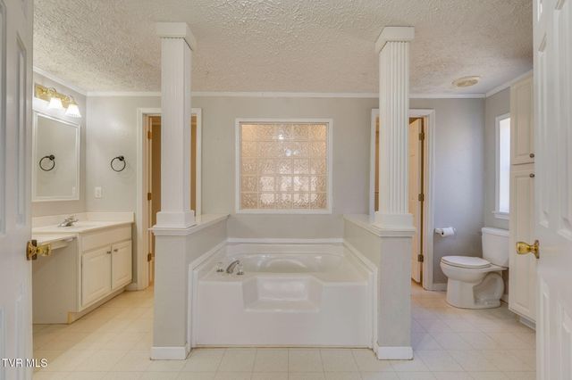 1872 South Hwy 81, Jonesborough, TN 37659