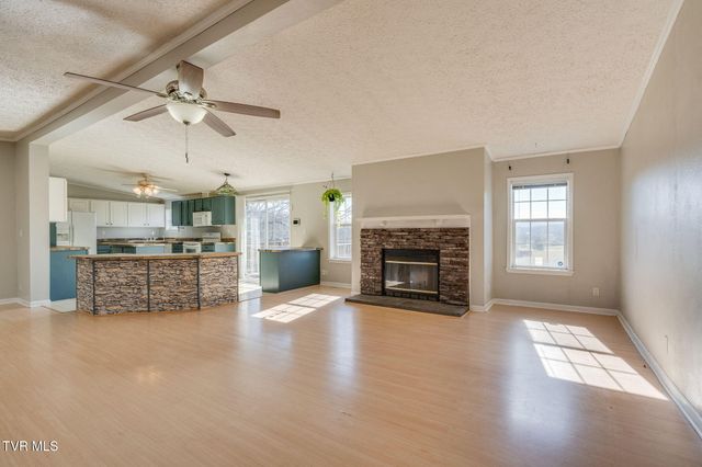 1872 South Hwy 81, Jonesborough, TN 37659