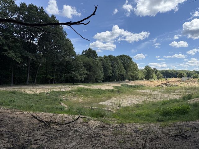 5555 128th Avenue, Fennville, MI 49408