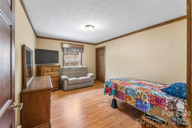 719 Smyre Road, Zirconia, NC 28790