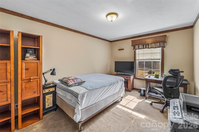 719 Smyre Road, Zirconia, NC 28790