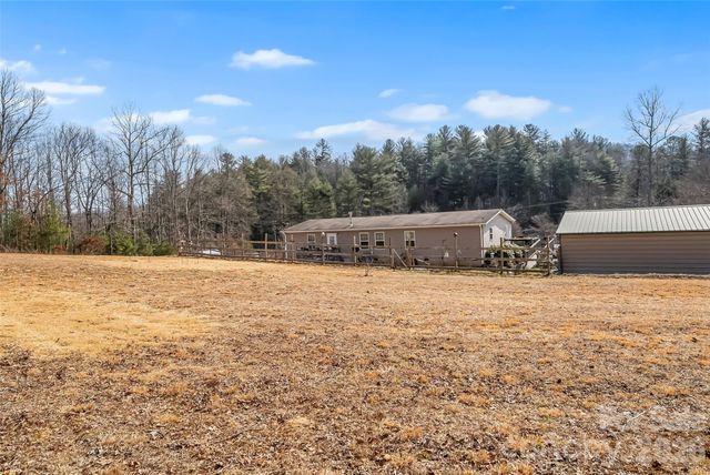719 Smyre Road, Zirconia, NC 28790