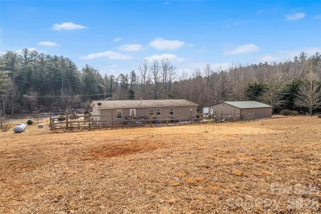 719 Smyre Road, Zirconia, NC 28790