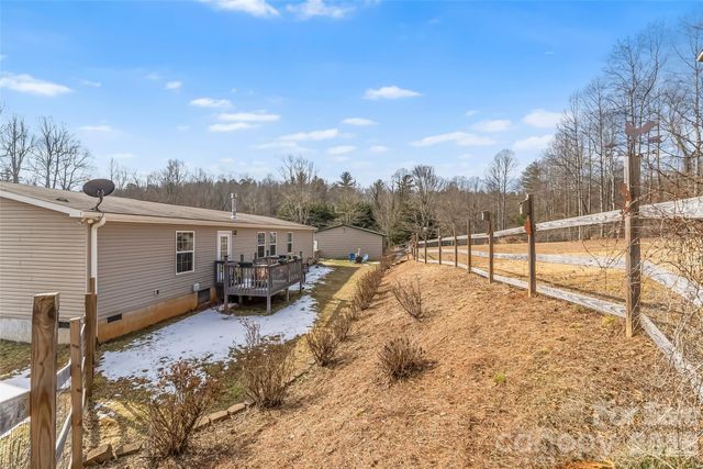 719 Smyre Road, Zirconia, NC 28790