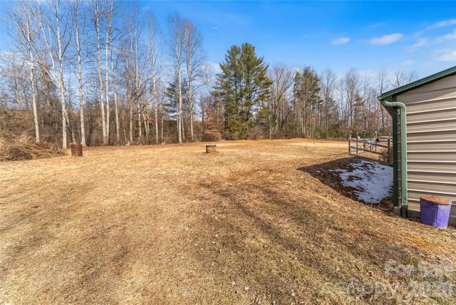 719 Smyre Road, Zirconia, NC 28790