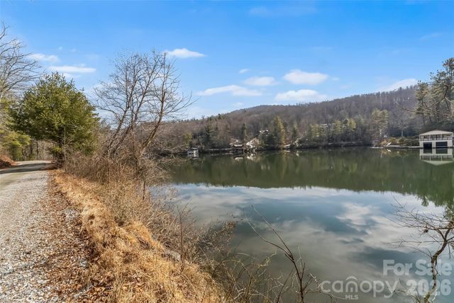719 Smyre Road, Zirconia, NC 28790