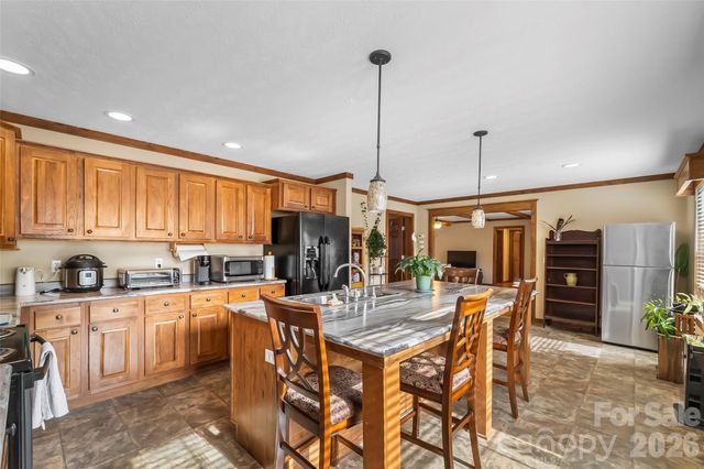 719 Smyre Road, Zirconia, NC 28790