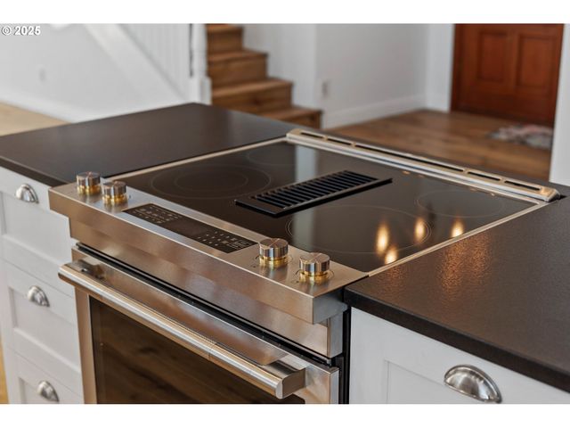 57555 PARKERSBURG Rd, Bandon, OR 97411